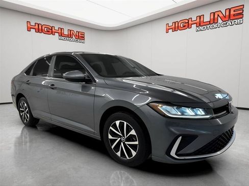 Used 2025 Volkswagen Jetta S FWD image 3