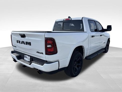 Used 2025 RAM 1500 Big Horn AWD/4WD image 5