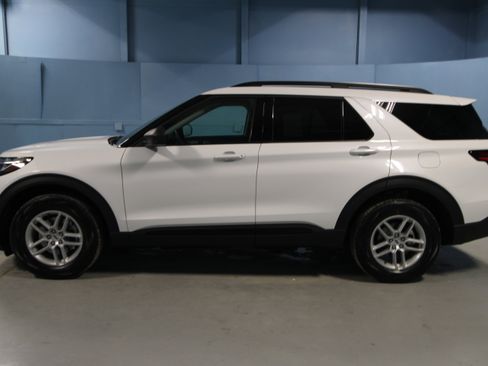 New 2026 Ford Explorer Active image 27
