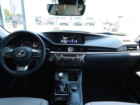 Used 2017 Lexus ES 350 FWD image 32