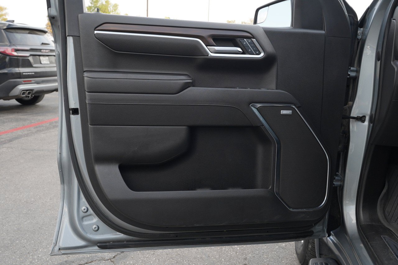 Used 2023 GMC Sierra 1500 SLT AWD/4WD image 19