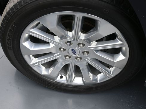 Used 2021 Ford F150 Limited image 21