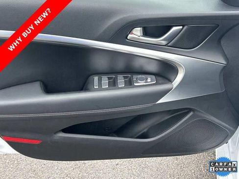 Used 2025 Genesis G70 2.5T AWD/4WD image 15