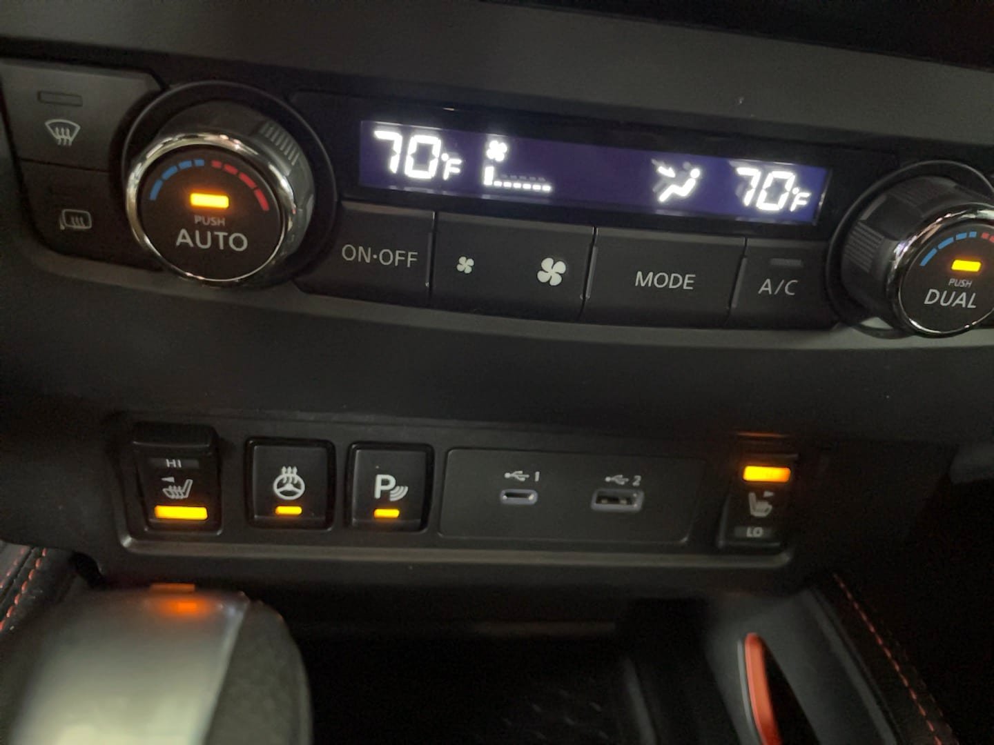 Used 2024 Nissan Frontier PRO-4X w/ Pro Premium Package AWD/4WD image 11