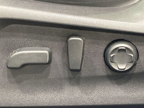 Used 2023 Subaru Ascent Limited w/ Technology Package image 12