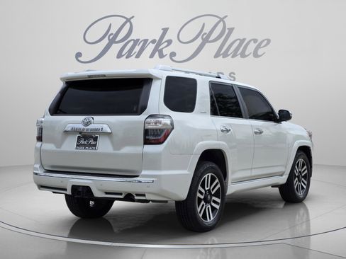 Used 2022 Toyota 4Runner Limited RWD image 5