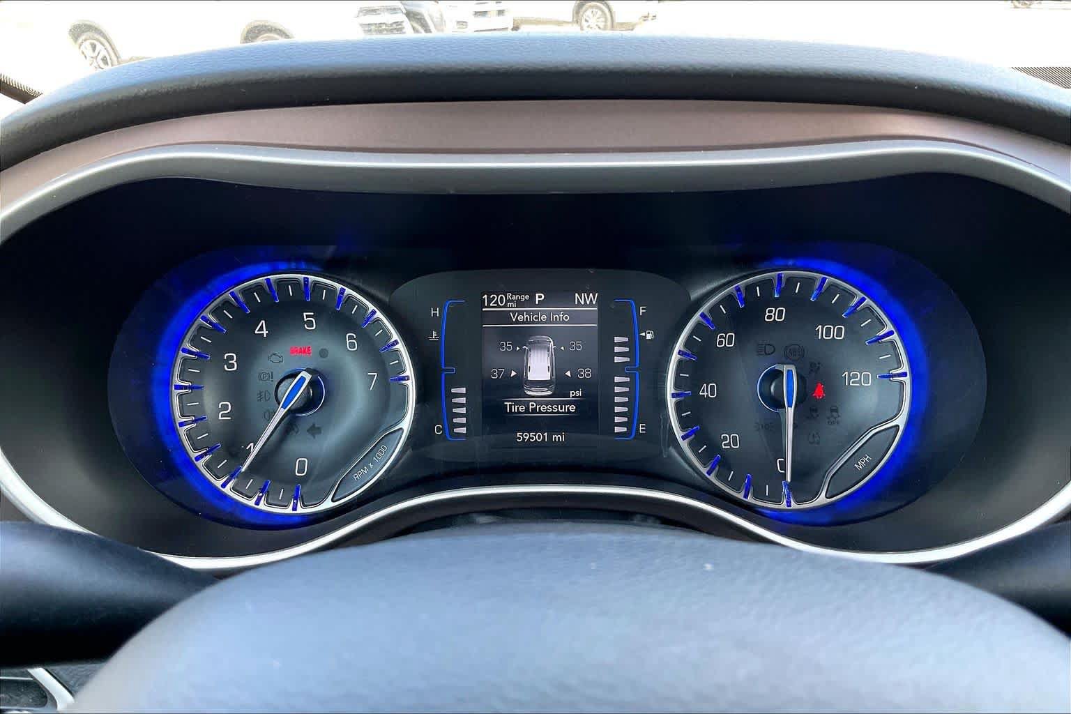 Used 2023 Chrysler Voyager LX FWD image 25