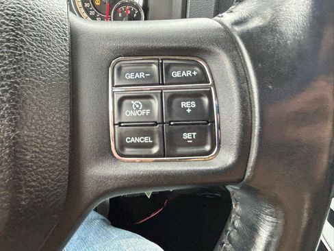 Used 2013 RAM 1500 Classic SLT w/ Big Horn Equipment Group AWD/4WD image 18