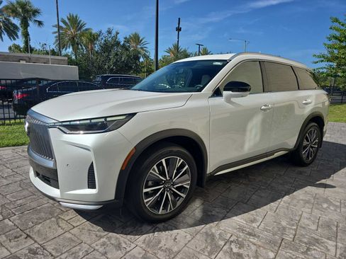 Certified 2026 INFINITI QX60 Luxe w/ Cargo Package FWD image 5