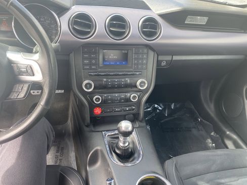 Used 2015 Ford Mustang GT image 17
