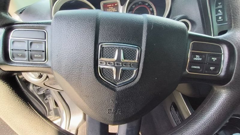 Used 2018 Dodge Journey SE w/ Blacktop Package FWD image 15