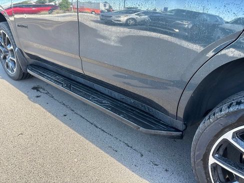 Used 2022 Chevrolet Tahoe RST w/ Luxury Package AWD/4WD image 16