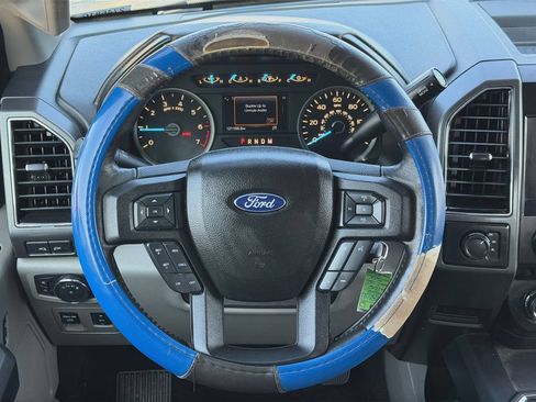 Used 2018 Ford F150 XLT w/ Equipment Group 302A Luxury AWD/4WD image 19