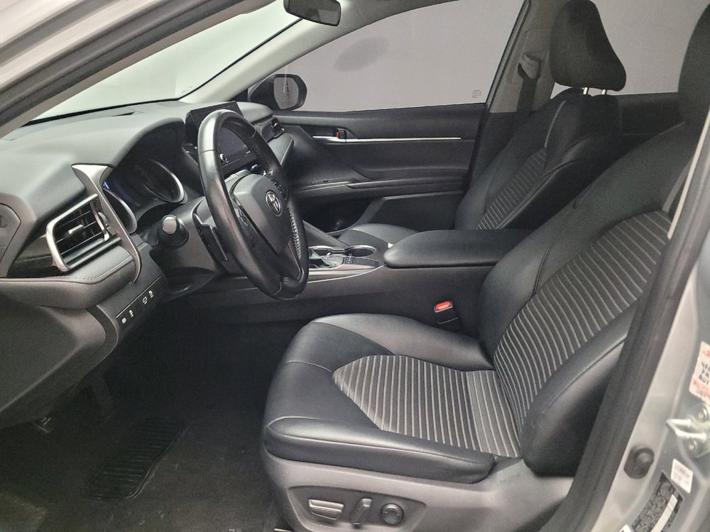 Used 2022 Toyota Camry SE FWD image 17