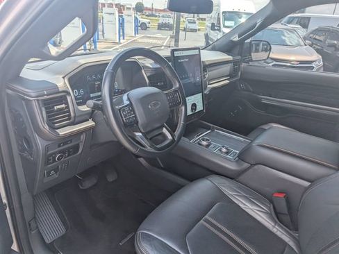 Used 2024 Ford Expedition Max Platinum AWD/4WD image 13