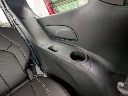 New 2026 Chrysler Pacifica Select w/ S Appearance Package image 40