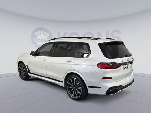 Used 2022 BMW X7 M50i w/ Dynamic Handling Package image 4