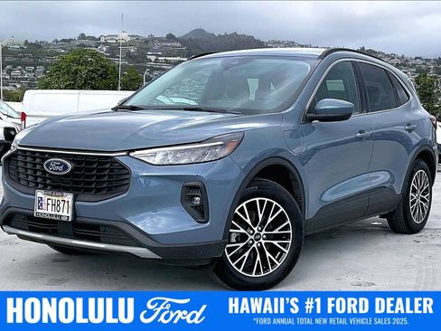 Used 2025 Ford Escape SE FWD image 1