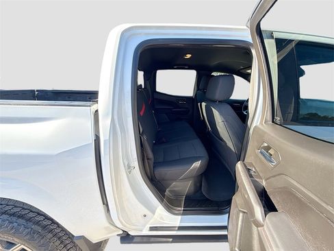 Used 2024 Chevrolet Colorado Z71 w/ Advanced Trailering Package image 26