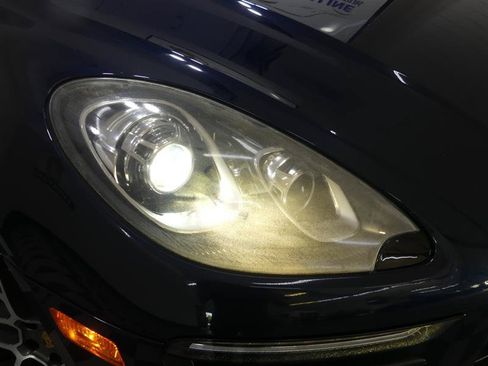 Used 2017 Porsche Macan S AWD/4WD image 15