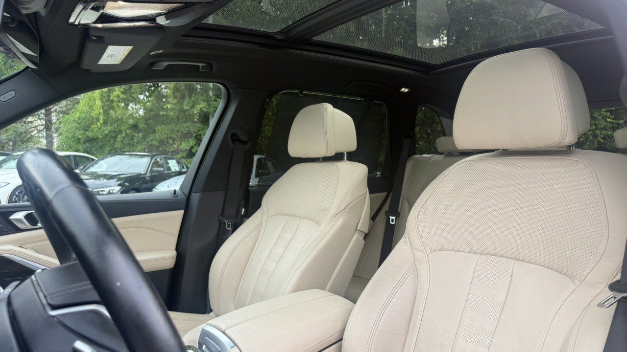 Used 2020 BMW X5 xDrive40i w/ Executive Package AWD/4WD image 13