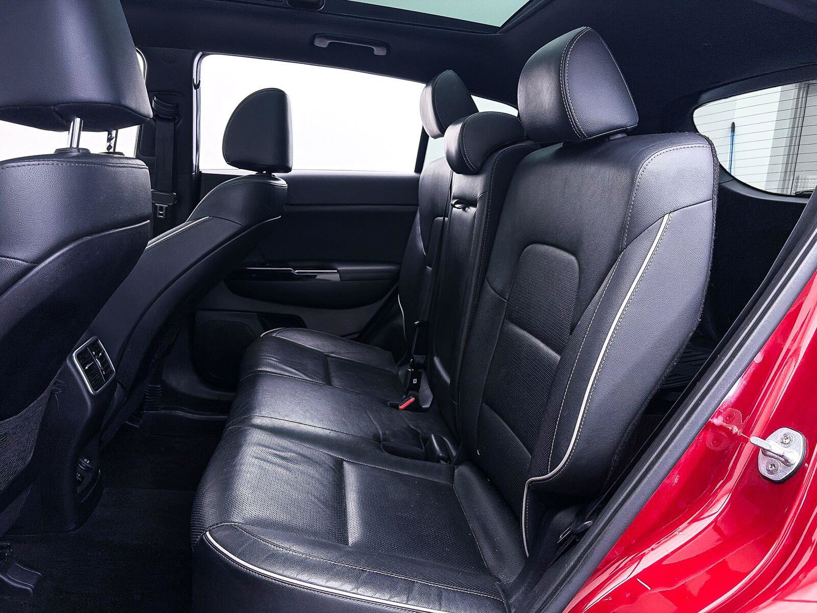 Used 2020 Kia Sportage SX AWD/4WD image 35