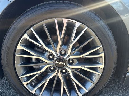 Used 2023 Kia Forte GT-Line image 30