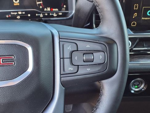 Used 2024 GMC Sierra 1500 SLE image 31