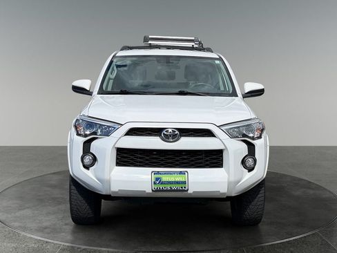 Used 2019 Toyota 4Runner SR5 AWD/4WD image 2