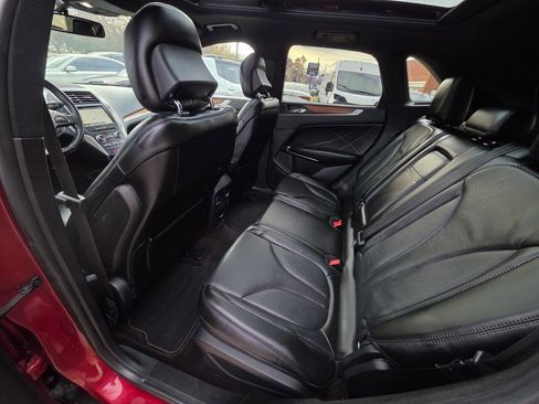 Used 2017 Lincoln MKC Reserve image 10