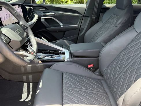 Used 2025 Audi SQ5 Prestige AWD/4WD image 10