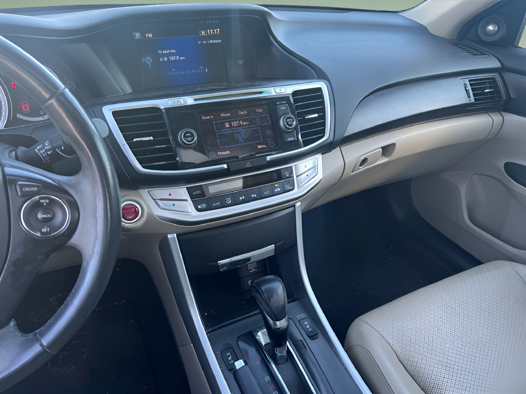 Used 2015 Honda Accord EX-L image 24