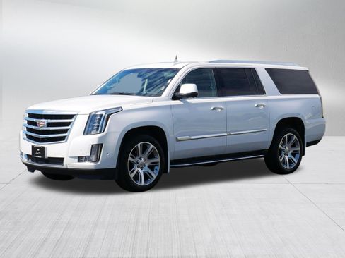 Used 2017 Cadillac Escalade ESV Premium Luxury AWD/4WD image 2