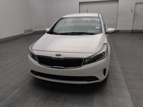 Used 2017 Kia Forte LX image 15