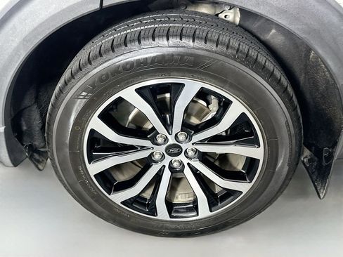 Used 2020 Ford Explorer ST w/ Premium Technology Package image 33