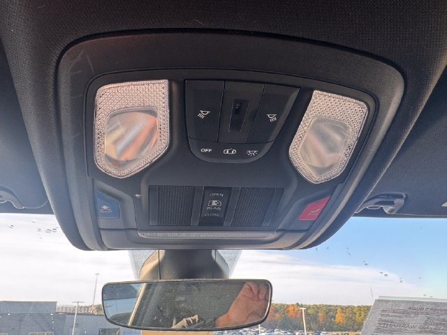 Used 2022 RAM 1500 Big Horn AWD/4WD image 29