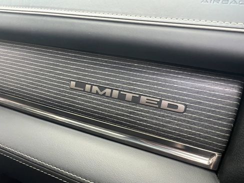 Used 2020 RAM 1500 Limited w/ Black Appearance Package AWD/4WD image 25