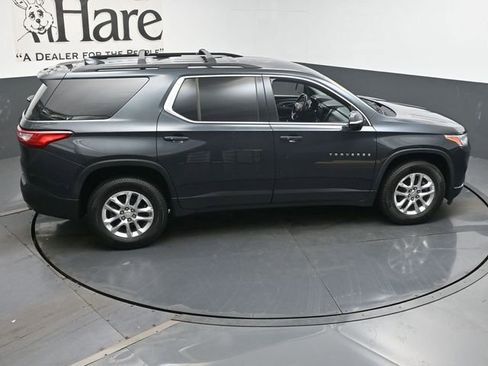 Used 2019 Chevrolet Traverse LT image 39