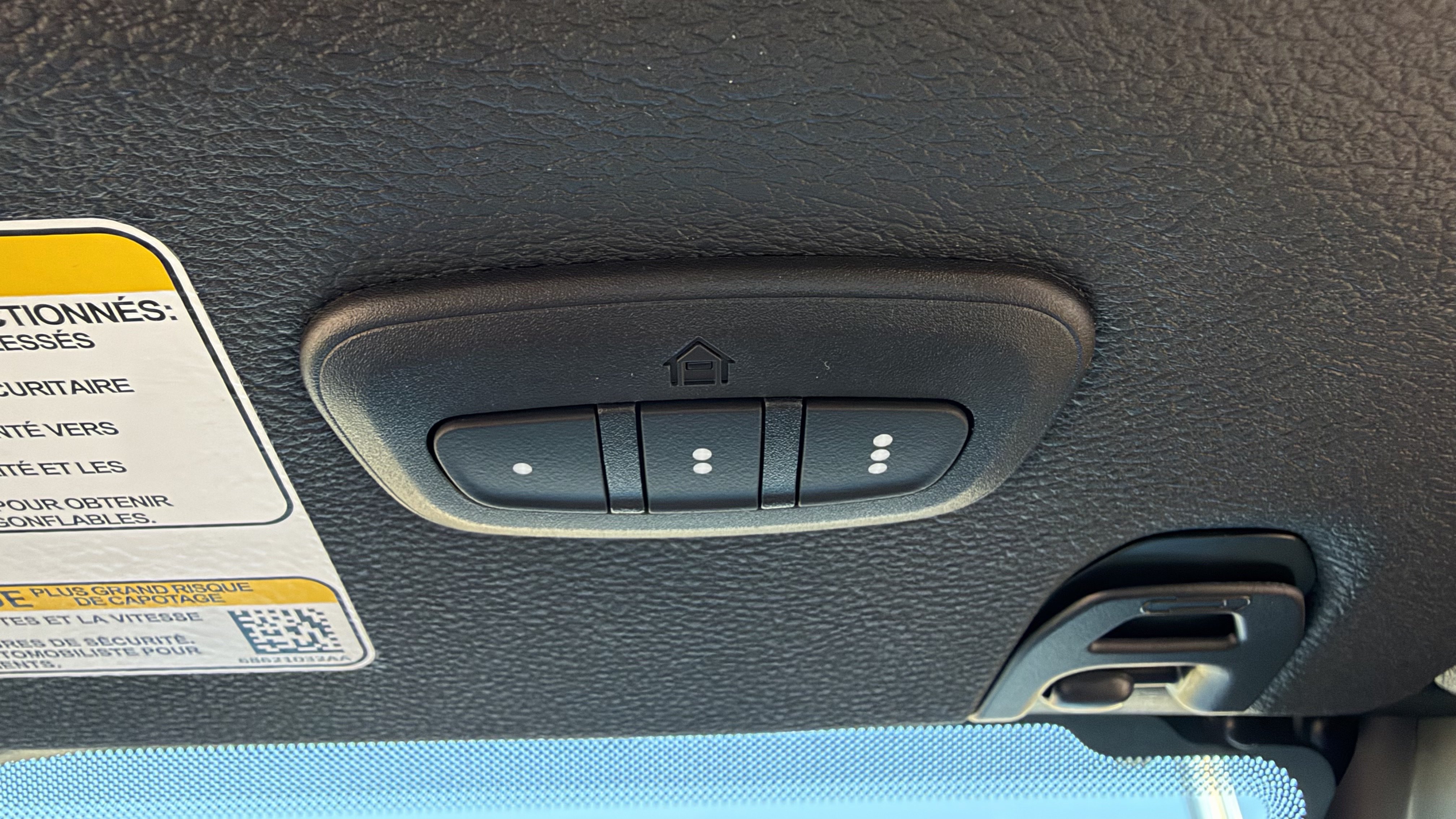 Used 2026 Jeep Gladiator Mojave AWD/4WD image 24