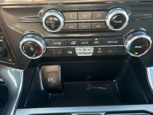 Used 2022 Ford F150 XLT w/ Equipment Group 302A High image 29