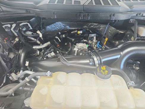 Used 2021 Ford F150 XLT w/ Equipment Group 301A Mid image 17