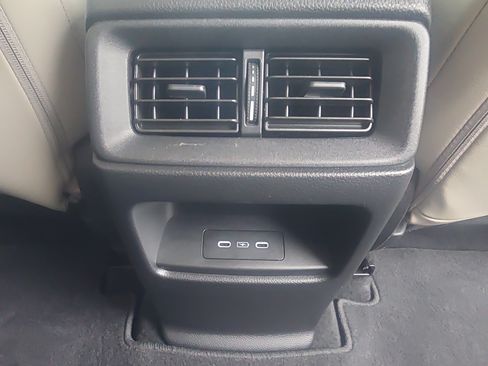 Used 2024 Honda CR-V EX-L image 15