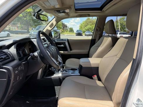 Used 2017 Toyota 4Runner Limited AWD/4WD image 13