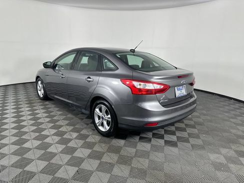 Used 2014 Ford Focus SE FWD image 4