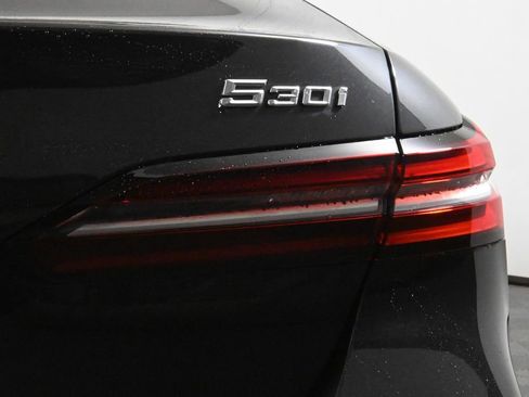 Used 2026 BMW 530i xDrive w/ Premium Package image 13