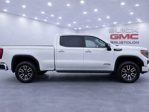 Used 2023 GMC Sierra 1500 AT4 w/ AT4 Preferred Package image 2