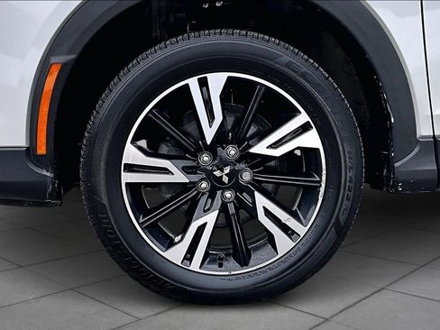 Used 2023 Mitsubishi Eclipse Cross SE image 10