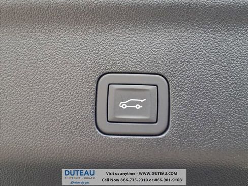 New 2026 Chevrolet Suburban Premier image 9