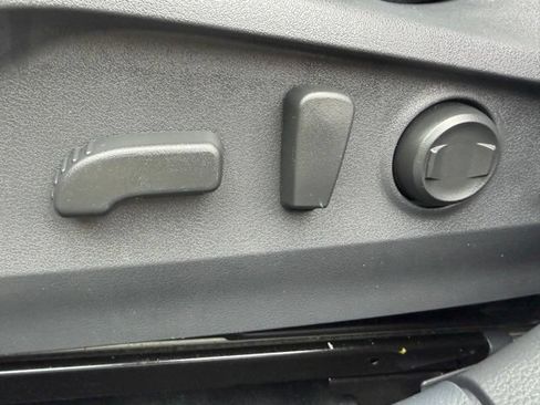 Used 2025 Subaru Outback Onyx Edition AWD/4WD image 19
