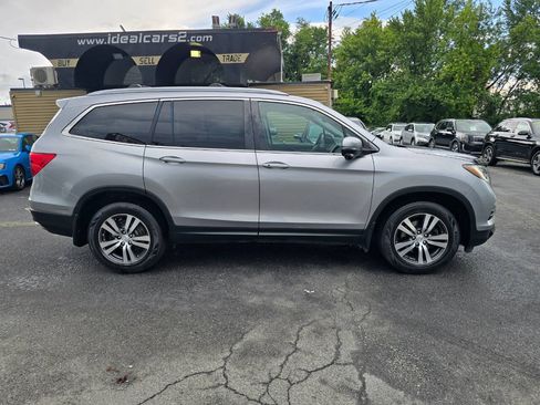 Used 2017 Honda Pilot EX-L image 2